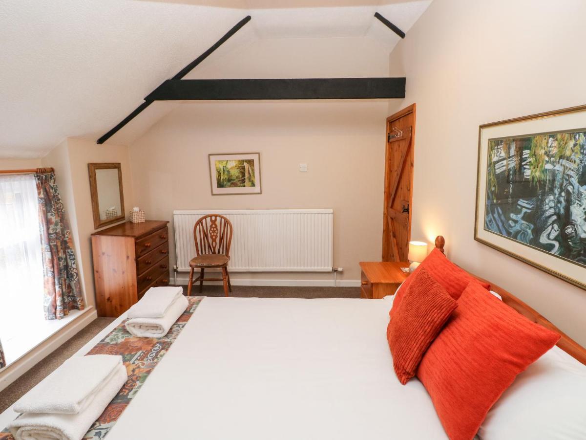 Red Kite Villa Llanwinio Luaran gambar